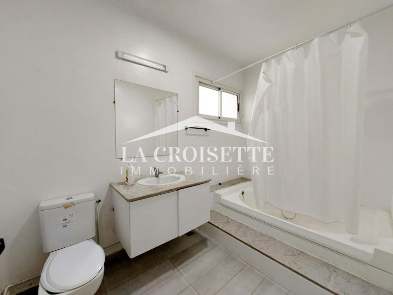 Villa S+4 à La Marsa